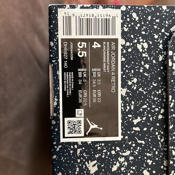 Shoes - Picture 6 of 6